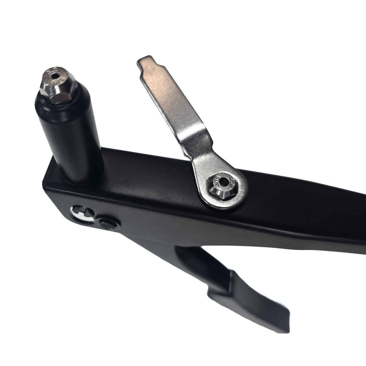 Rivet tool for aluminium cladding with the key