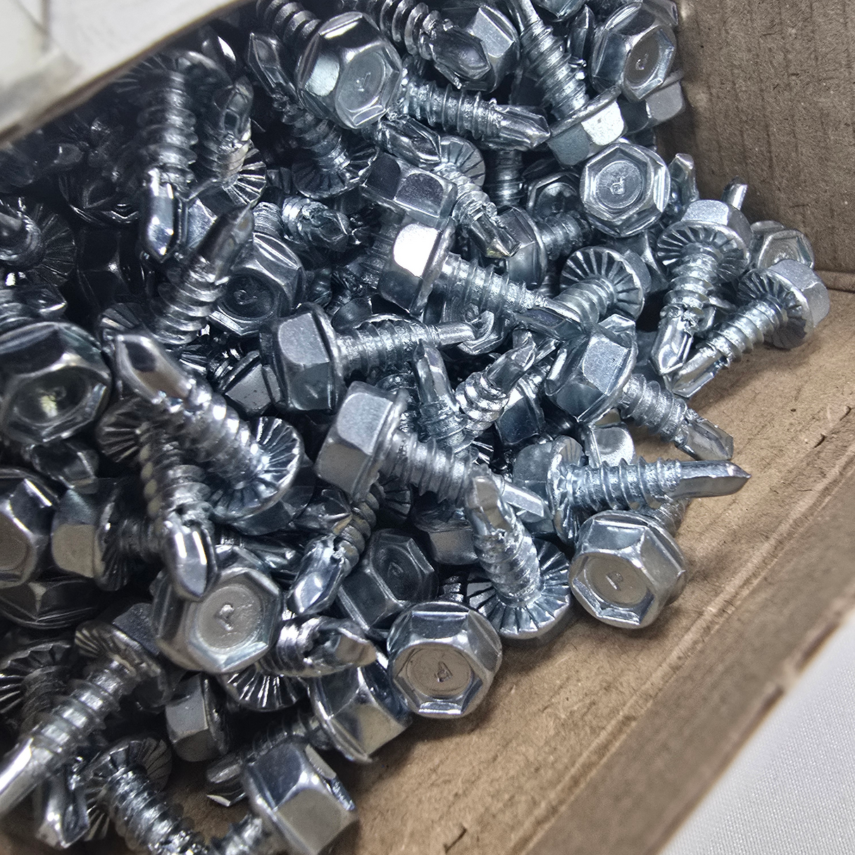 4.2 x 13mm BZP Self-Drilling Screws – Pack of 1000