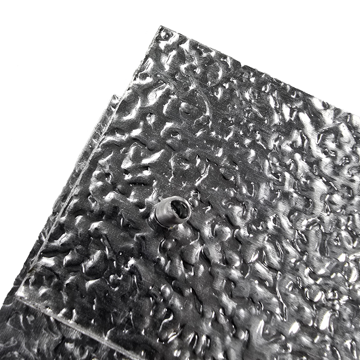 Aluminium cladding peace attached by the rivet